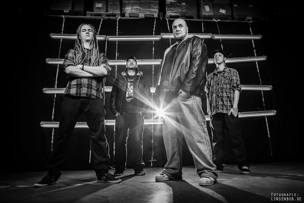 linsenbub's tweet image. Siehe voriger Tweet. Hier das Bild + Lichtsetup. Artikel: linsenbub.de  #Fotoshooting #Mindead #Linsenbub