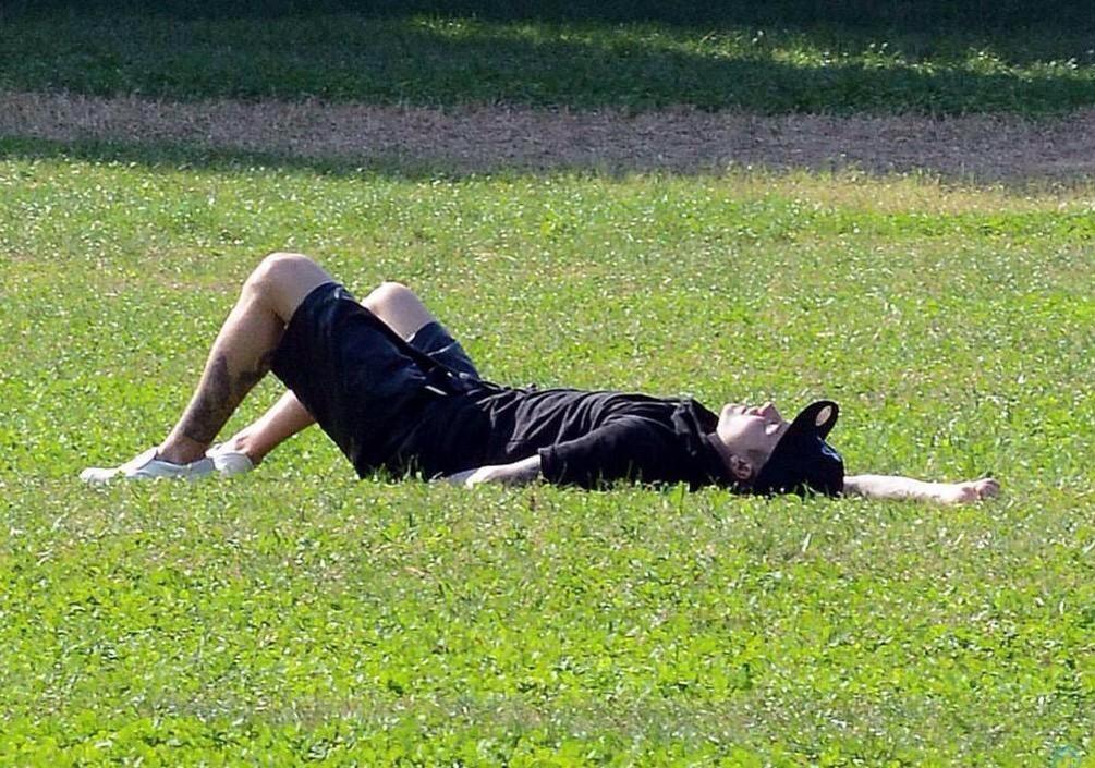 #JustinWereReady <a href="/justinbieber/">Justin Bieber</a> ME NOW :3