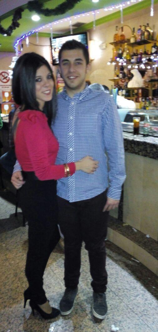SandraRmrz1's tweet photo. Fin a unas buenisimas navidades y de la mejor forma, @Ruben_20TM gracias por todo. Te quiero mucho♥ http://t.co/xCzYd92C2C