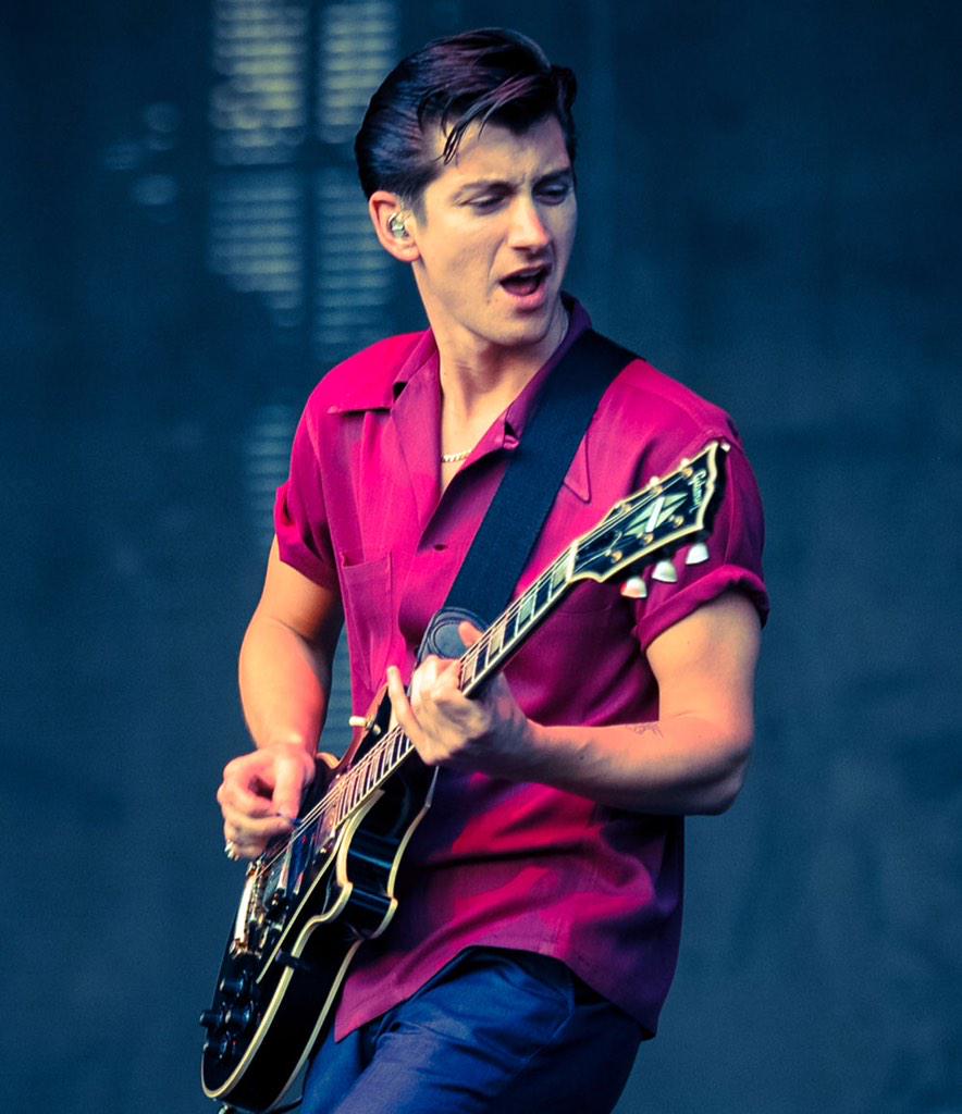 O rei faz anos! Happy birthday Alex Turner  