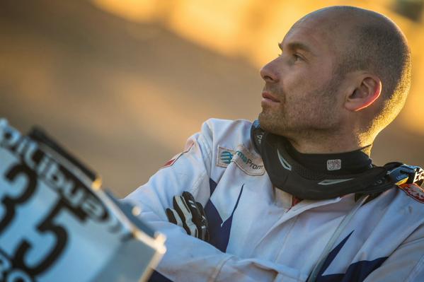 morrillu21's tweet photo. Michal Hernik, 1975-2015, Descanse en Paz #Dakar2015 http://t.co/zLCdDcul0z
