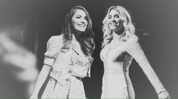 SolciLoopez's tweet photo. @laliespos mira esta lali http://t.co/kfbunXoKlO