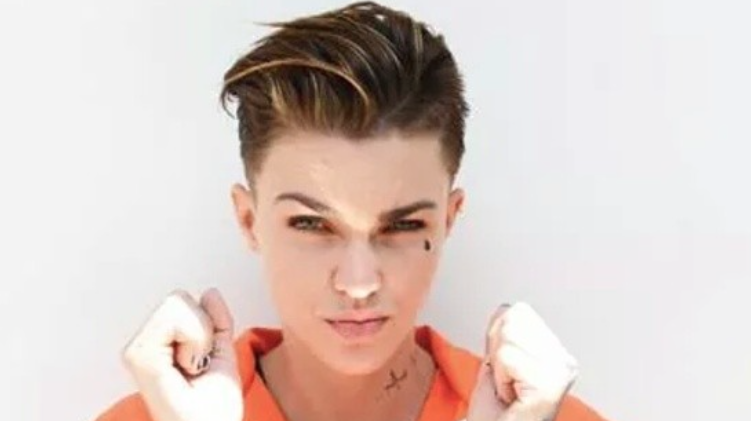 mylifeisbro's tweet photo. Meet Orange Is the New Black's newest cast member, Ruby Rose http://t.co/KqFlPZGkLb http://t.co/cJSKNA2FBq
