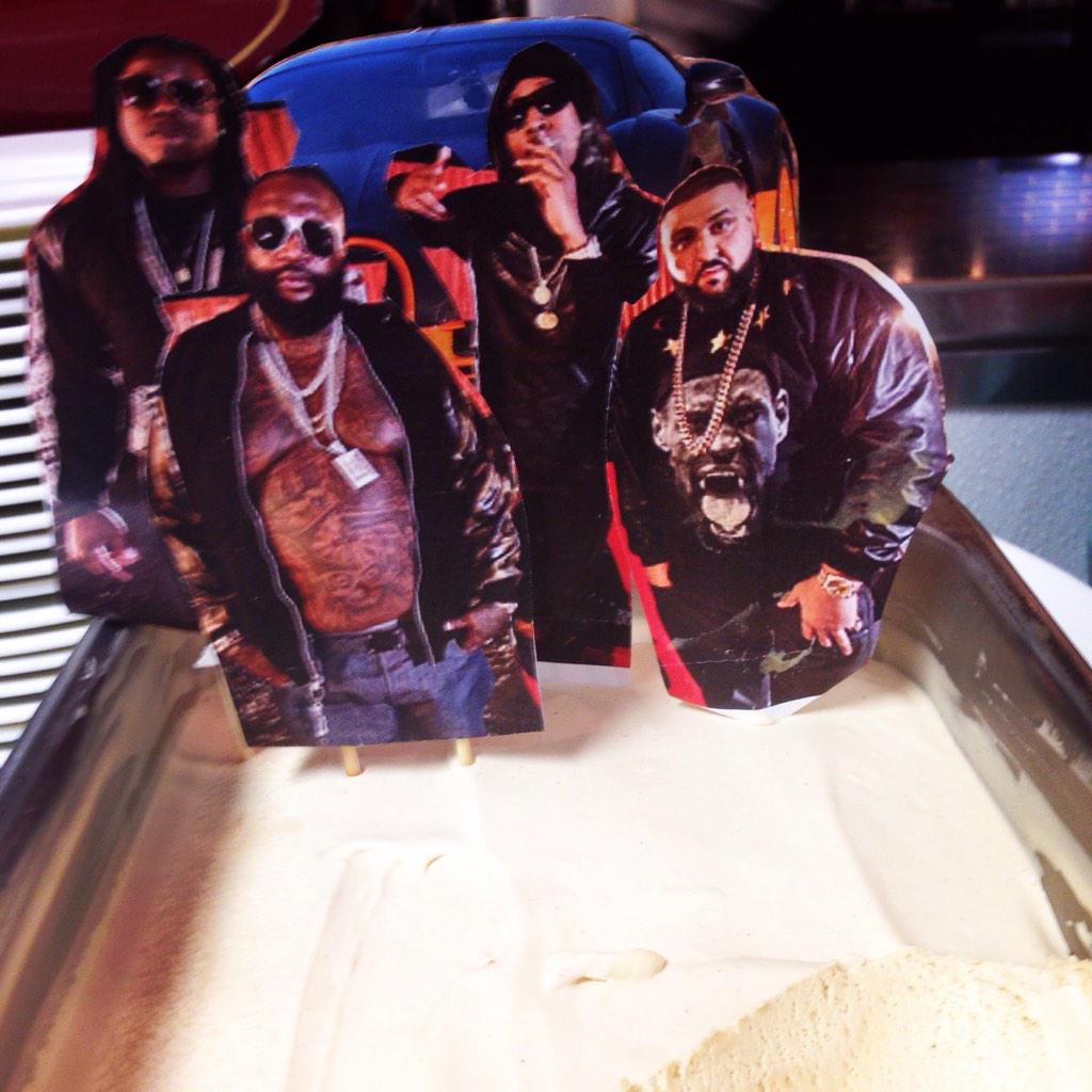 "I woke up in a new gelati" peanutbutter gelato is boss #hiphopandfood #wethebest <a href="/RickRoss/">Yung Rénzél 👑</a> new remix?!