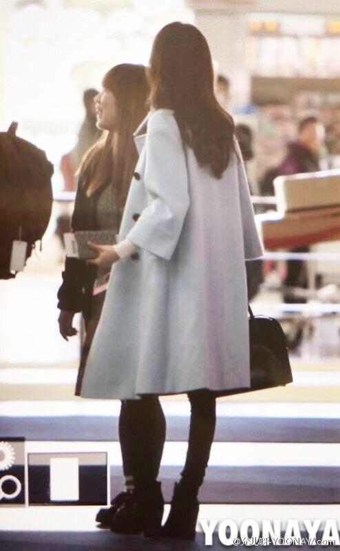 [PIC][07-01-2015]YoonA xuất phát đi Hàng Châu - Trung Quốc để quay bộ phim truyền hình của cô vào sáng nay B6t4gNZCAAA96G9