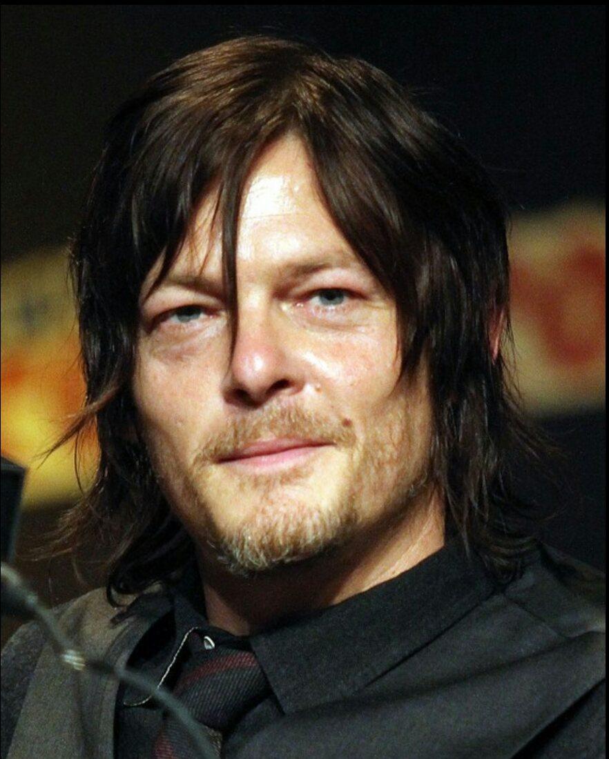 Gleggie24's tweet photo. #HappyBirthdayNormanReedus 
@wwwbigbaldhead http://t.co/EiZgE0ocpM