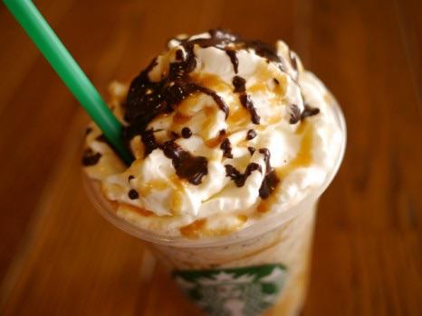 aliyah_holmes's tweet image. Caramel Cookie Bar shared with the Secret Menu for Starbucks App! bit.ly/1fBXgSt http://t.co/WCuYejA7Zq