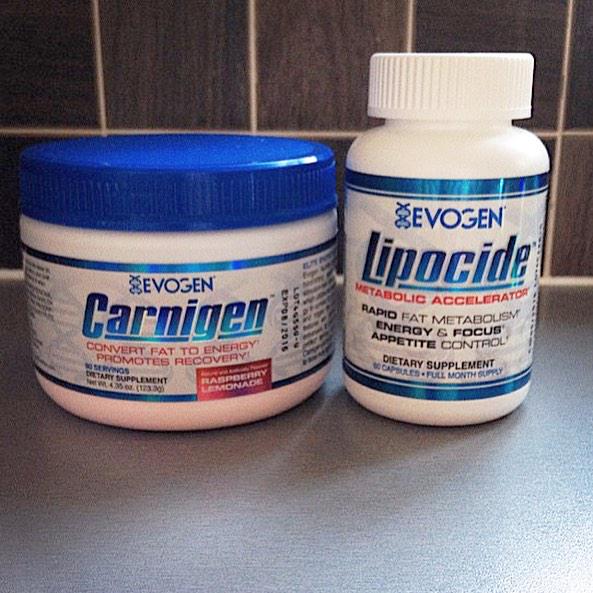 EvogenNutrition's tweet photo. #ShredFastStack is now available at @Bodybuildingcom! http://t.co/5YoJwWwWMW http://t.co/LZZgZ9mtPW