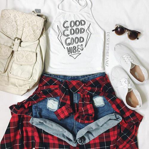 SanMileiApostol's tweet photo. #ModaPE #OutfitCasual Para un día normal pero destacandote siempre. http://t.co/ZrIDRaDsGE