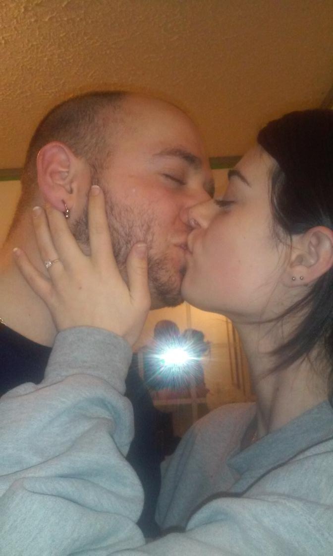 Kenneth_WayneT's tweet photo. She said yes, ring is on the finger. :) http://t.co/HqL2Njo3iB