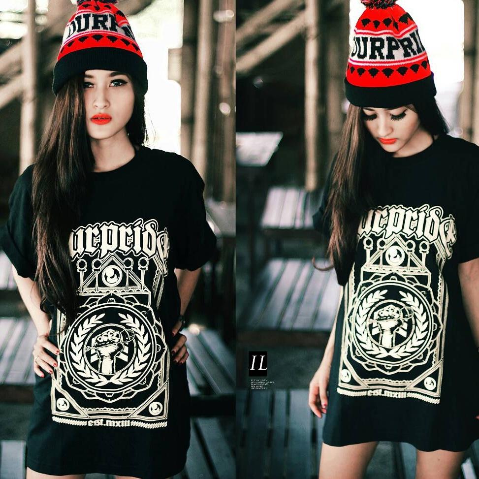 last stock 
T-shirt op m.c.r.p.n size xxl idr 110k
Pomsbennie op idr 10k
order : 081910121822 / 52133df7 / 30d4e28b