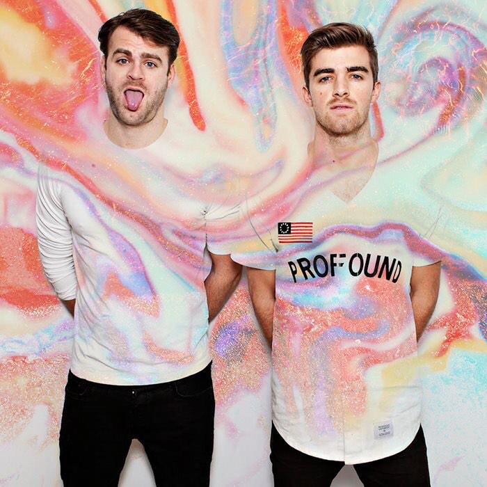 Nueva foto de <a href="/TheChainsmokers/">THE CHAINSMOKERS</a> en facebook 
No salen hermosos? 😍
