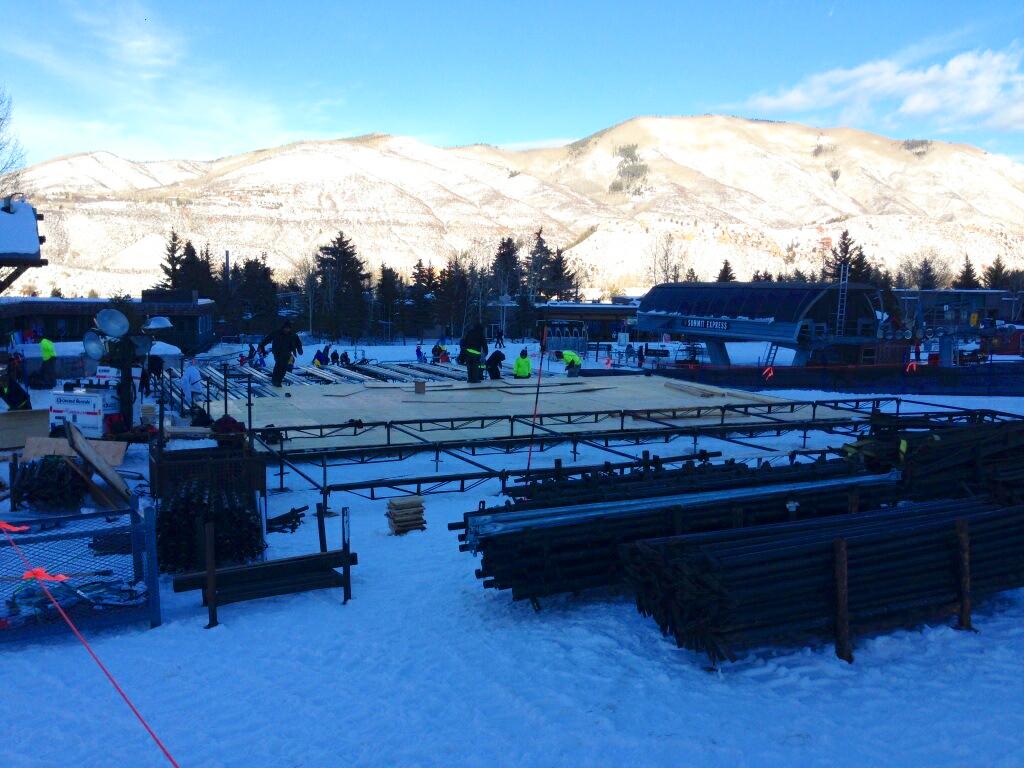 AspenSnowmass's tweet photo. Serious progress. RT @XGames: Over the next 16 days, Buttermilk will transform into the best show on snow. #XGames http://t.co/OMAwPeneeB