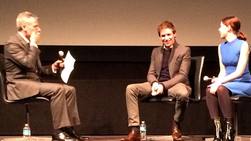 Surprise for Eddie Redmayne: the audience sang Happy Birthday after screening Theory of Everything 