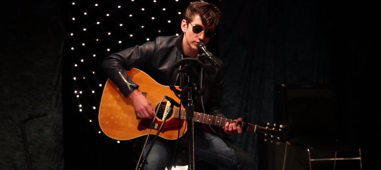 They ll Have You Looking Good On The Dance Floor: 10 Of Arctic Monkeys\ Best Live Performances  