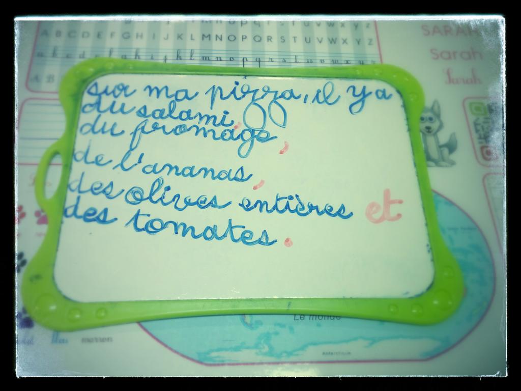 ClasseCP's tweet image. LA SARACONORA. On écrit le &quot;et&quot; avant le dernier élément de la liste et on met des virgules. #pizzaCP #lectureCP