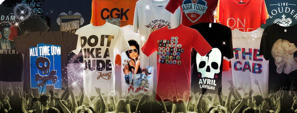 Oiya yang cari merchandise tur atau konser di Indonesia, juga ada khusus di <a href="/lo_ving/">LO-VING STORE</a>, cek gan! :D
