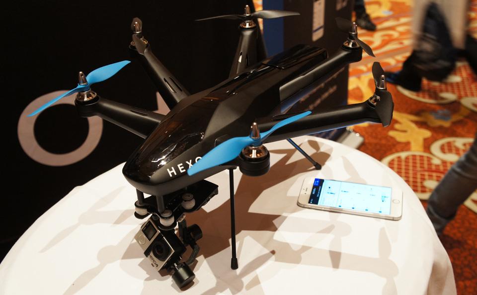 A first look at Hexo+ the slick-looking drone that follows you engt.co/1AD6GXE