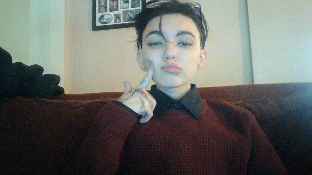 sIothdad's tweet image. this sentient lil pumpkin is me, hello! i'm stevie, infamously known as slothdad but thats irrelevant. rt?