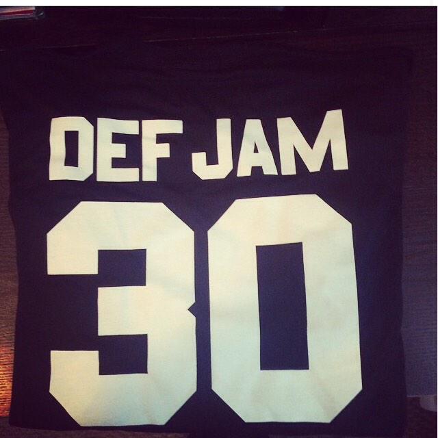 ovohavic's tweet photo. @DefJamRecords co-signed. Me wearing my official #defjam30 #TShirt big business believe that !! #grindhouzeMMG http://t.co/ElFy2CvpWx