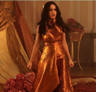 KillerQueenKEH's tweet photo. @katyperry @empressholyrome @katyperrybr @katyperrylately @KillerQueenKEH is EMPRESSA &amp; @imkatyperry1984 is EMPRESS http://t.co/jbRaBIhONF