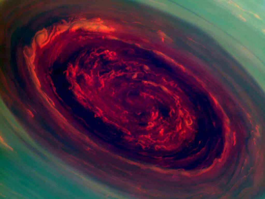 radvacations's tweet photo. A high-resolution picture of a large hurricane over Saturn's north pole, taken by NASA's Cassini spacecraft. http://t.co/13Nqr5ibJG