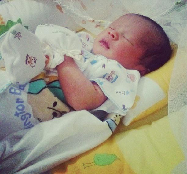 MaldiniAlFatih's tweet photo. Aku bobo http://t.co/k5Ktr0kXOb
