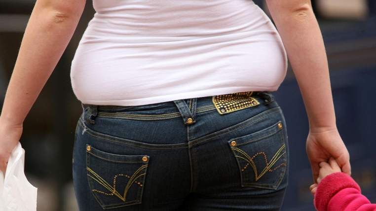 SkyNews's tweet photo. As an obesity boom threatens to overwhelm the NHS, we're tracking the progress of four dieters http://t.co/NHVKB1h1Jt http://t.co/GVR0LcU5Ca