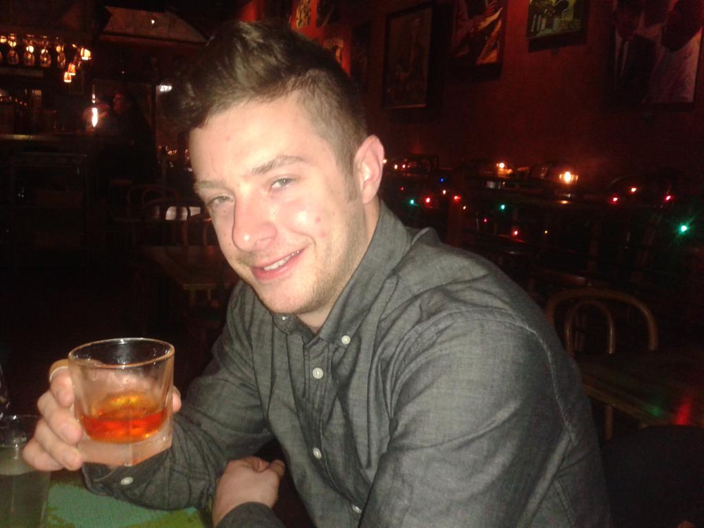 vancitydrinks's tweet photo. The drinks are flowing @TheOuisi New Orleans style! #Vancouver #VancouverDeals http://t.co/TNMyvKyNzP