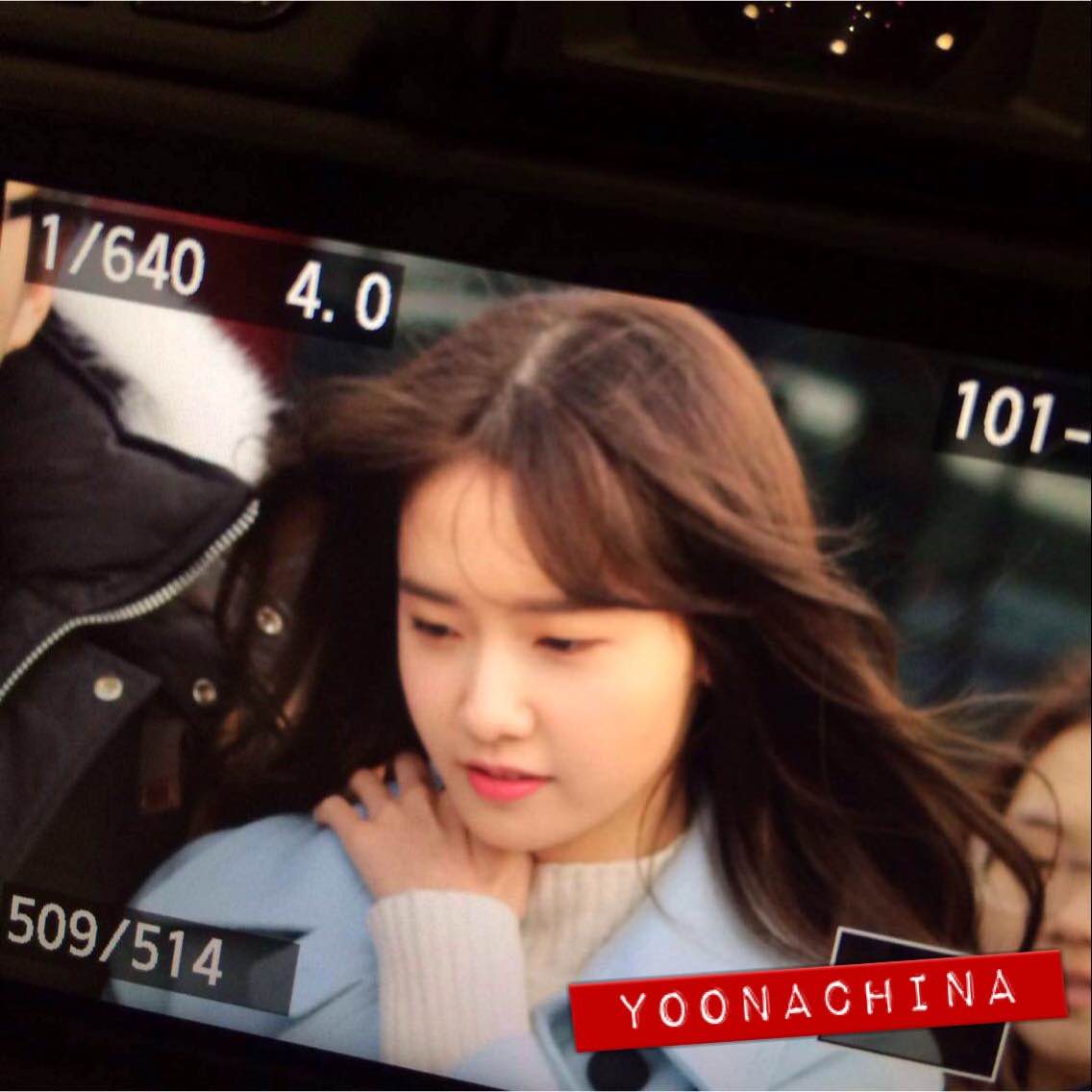 [PIC][07-01-2015]YoonA xuất phát đi Hàng Châu - Trung Quốc để quay bộ phim truyền hình của cô vào sáng nay B6uuU-wCMAEPJVg