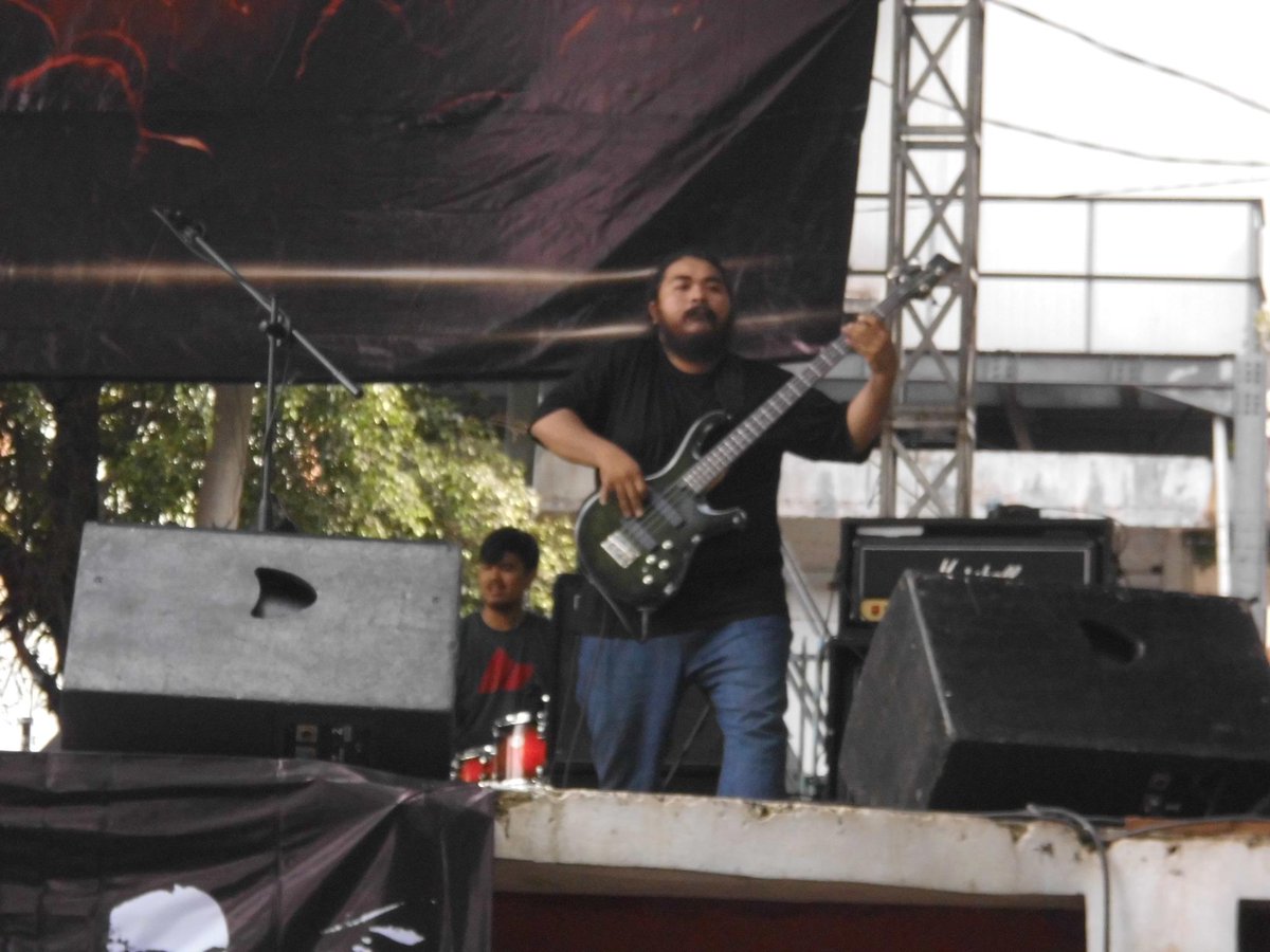 luxury_id's tweet photo. @ gor permanen acra "lets rock" 03januari2015
   _keep the spirit_ http://t.co/xIlUVdNkLl