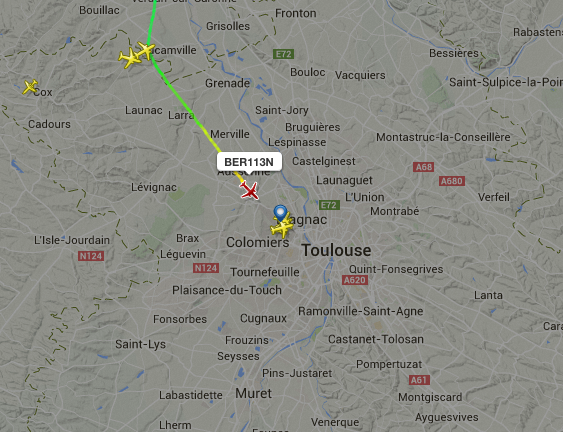 airlivenet's tweet photo. UPDATE EMERGENCY Air Berlin #AB3224 from Dusseldorf to Malaga about to land at Toulouse Track: http://t.co/mzKkQjAQr1 http://t.co/AbLOPH5hpd