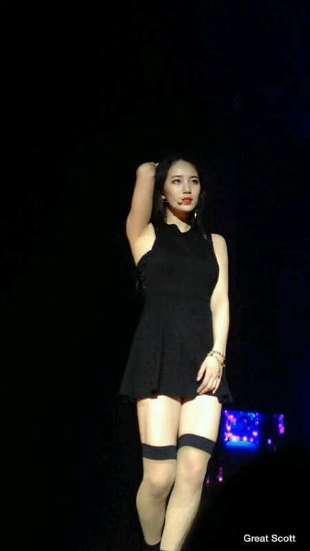 ME_Suzy94's tweet photo. "Kan sexy sayang :p @SK_TnMark: Cantik tpi bajunya noh BaeSuzy94___: Cantik kan '-' SK_TnMark: BaeSuzy94___ bajunya.. http://t.co/p814BTAjFs