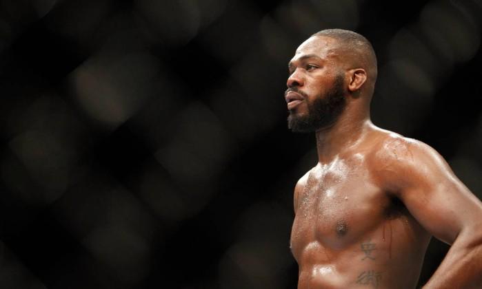 JornalOGlobo's tweet photo. .@danawhite dá apoio a Jon Jones: 'Sairá deste programa como o campeão que é'. http://t.co/lRT4caBLkc http://t.co/0MDOaic4ge