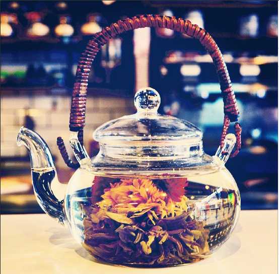 M_IMagazine's tweet photo. #Rt&amp;Follow #Win a #tea #giftbox from @chinalife_uk Enter http://t.co/tjS0LWUpyi http://t.co/BQdR3Vy5NL