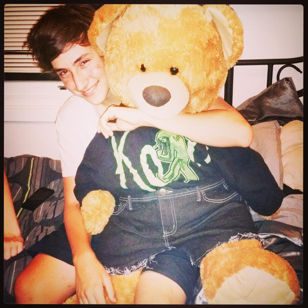 L_smurf_freak's tweet image. @Korn #adelaidefires #neededrain #2015 #storms #thunderbuddies #tunes #Getitinya Only religion you'll ever need 😉✌