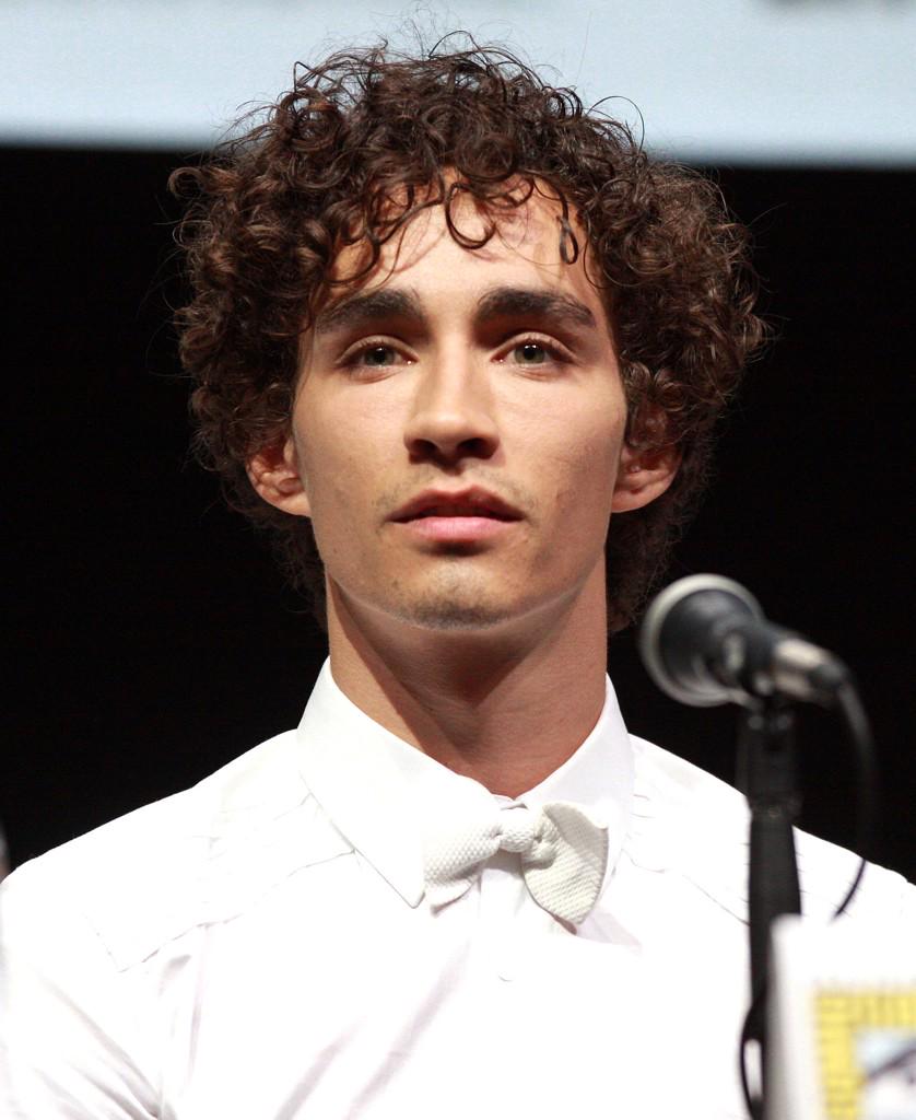 Happy 27th birthday Robert Sheehan 