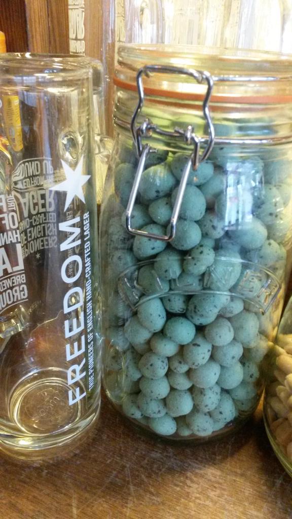 Hand and Flowers pub tweet media