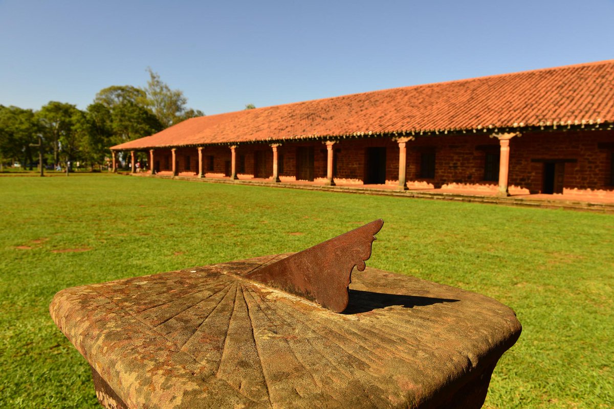 Visit_Paraguay's tweet photo. #LoMejordePy es el reloj solar que posee la Misión Jesuitica Guaraní San Cosme y San Damián. Contacto: (073) 275315 http://t.co/tjNoKupQJ8