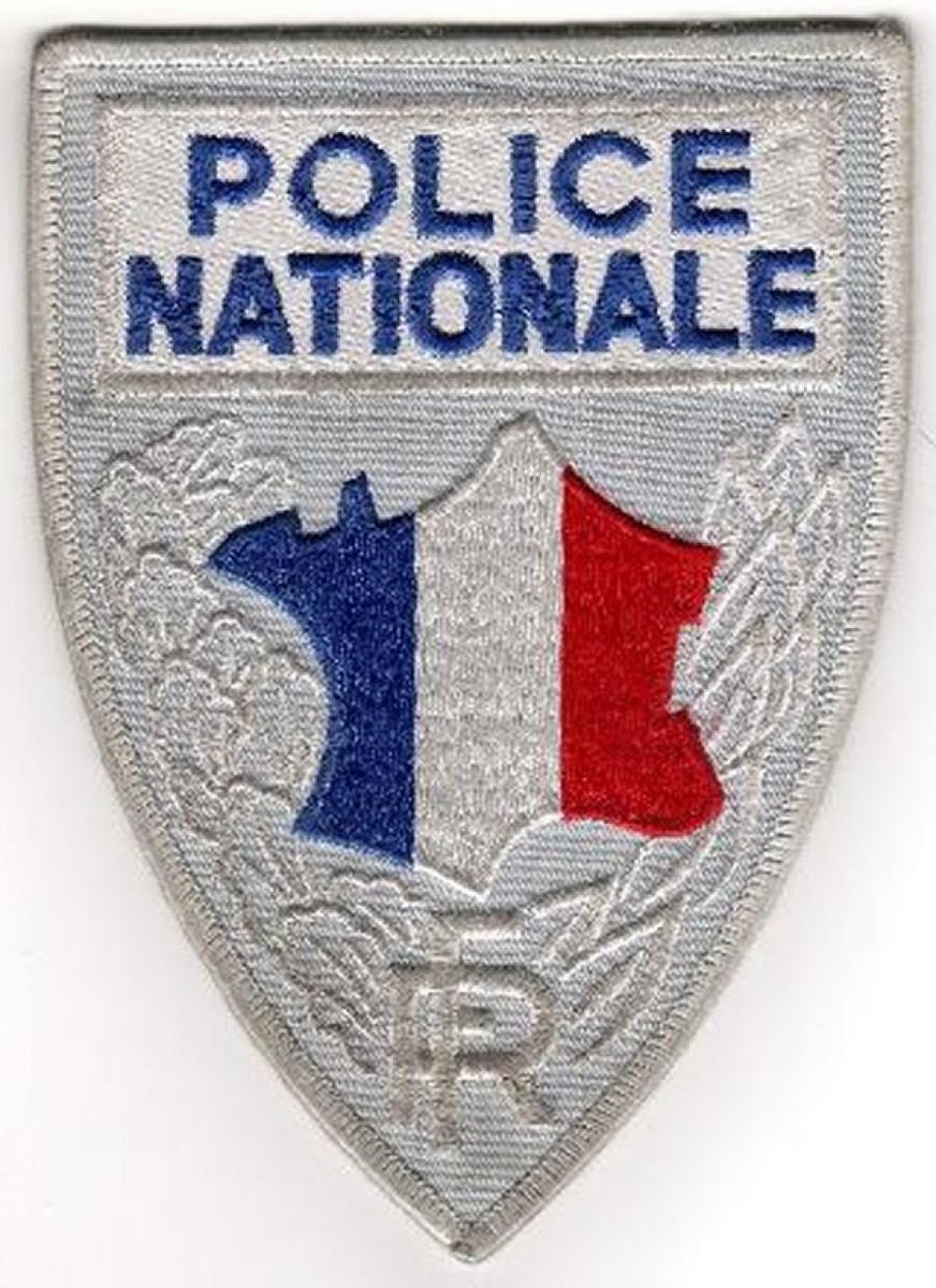 fisher2elite's tweet photo. Nos pensées sont avec vous @PNationale http://t.co/ii61r2X081