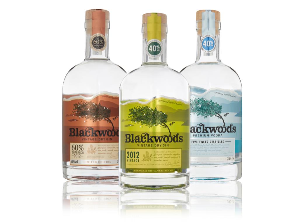 BlackwoodsGin's tweet photo. It's #competition time we r giving away3bottles(1of each of our range) 2 1lucky #winner follow&amp;RT2enter #win #Ginuary http://t.co/6VCStguhdA