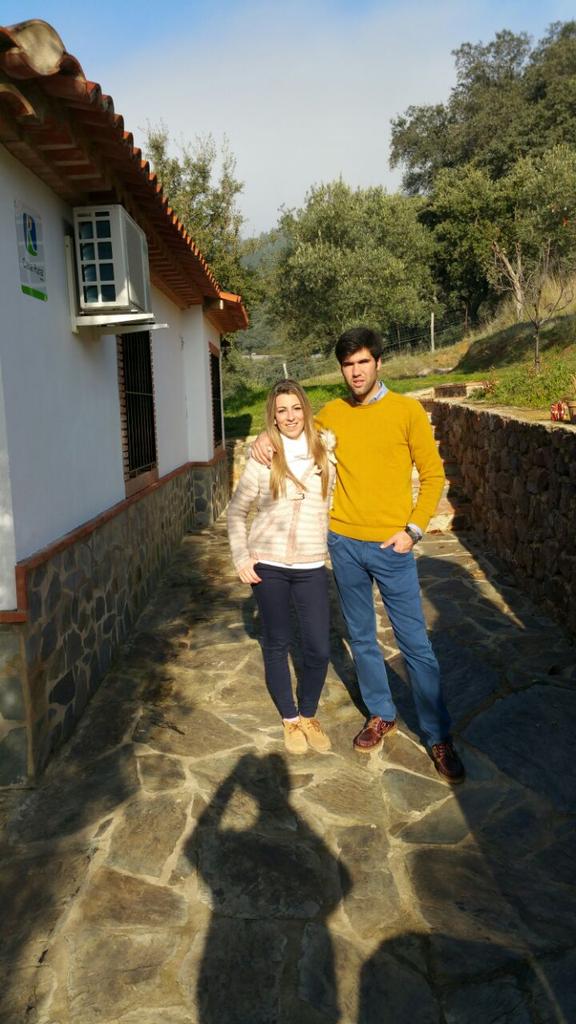 pilistepa's tweet photo. Bueenisimos dias los que hemos pasado en la casita rural,gracias reyes magoos ;-) @Ramonsito6 http://t.co/AkKAyPSO0S
