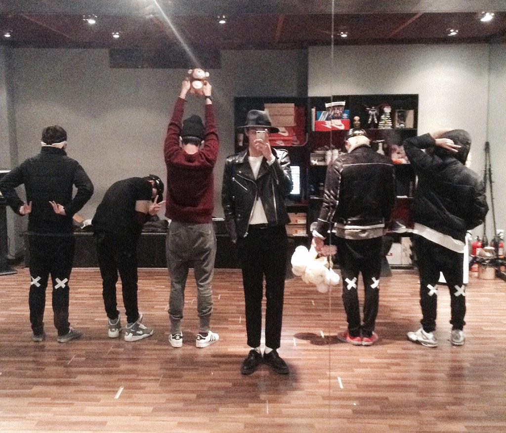 2014_HOTSHOT tweet picture
