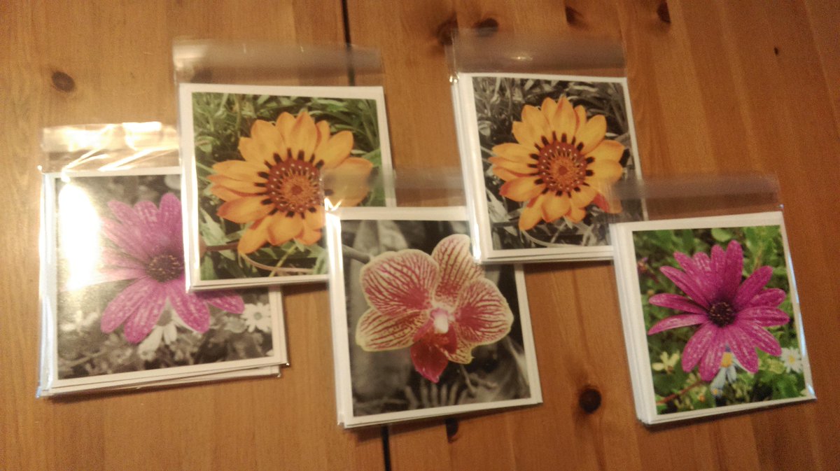 ByVhari's tweet image. Evening #GEThour. Surrounded by these at the moment.More to come but hit a snag this evening...http://t.co/cv9TRPKGPI