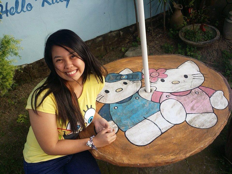 mieannler's tweet photo. masyado nagsaya. Jgh :)))) #HelloKittyHouse http://t.co/JLEZCIxUC0