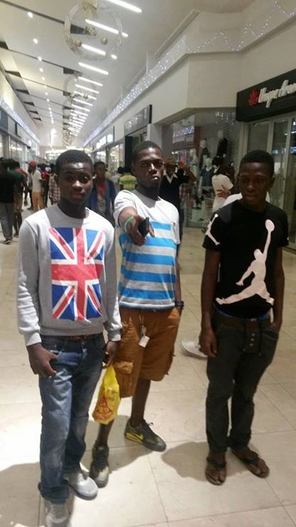 ShattaMizzo's tweet photo. #Self_Made_Family(SFMD) Vs #No_Noise_Making(NNM) http://t.co/uhptRnwBha