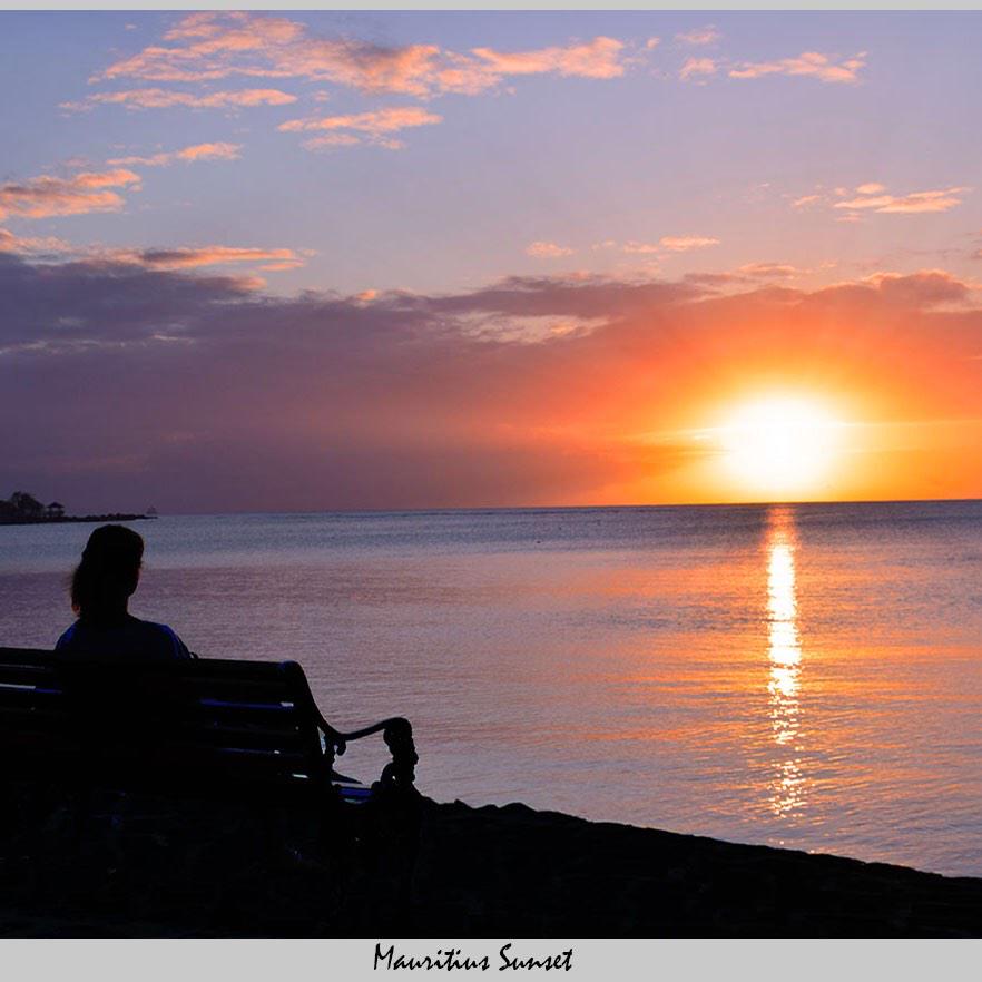 RemoAPollastri's tweet photo. Awesome Mauritius sunset π ππ
β΅οΈ
#sunset #Mauritius #photography #themeffect #photo http://t.co/w88LAWnliM