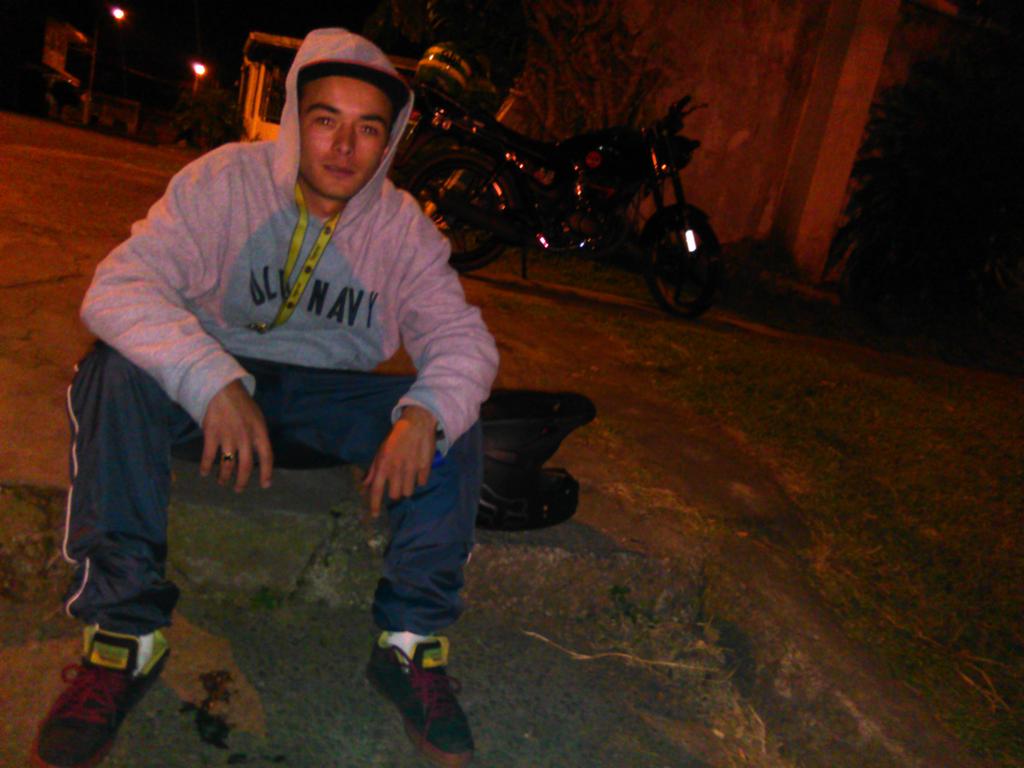 adnayroj's tweet photo. http://t.co/R1XnCvOxOd