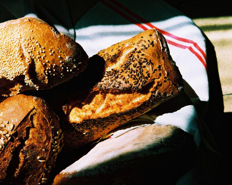 crustobakery's tweet photo. La Organización Mundial de la Salud recomienda ingerir 250 gramos de #pan al día. #bakery #crusto #boibu http://t.co/9tvITKDO4z