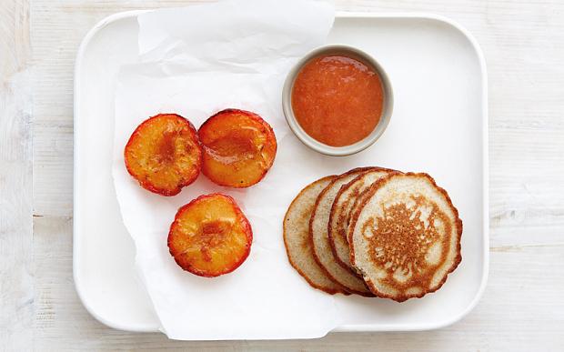 TeleLifestyle's tweet photo. Cutting out grains? These almond coconut pancakes will make the perfect breakfast tomorrow: http://t.co/OqcdTaI5kA http://t.co/AiWshHwu5N
